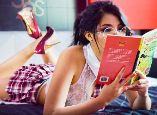 LENCERÍA CHYPREM – FANTASY COLLECTION – MODELO COLEGIALA